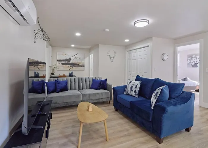 The Escape - Spacious 2bd Casa de férias Dunlap