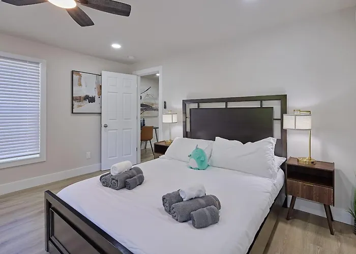 The Escape - Spacious 2bd *