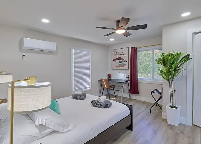 The Escape - Spacious 2bd *