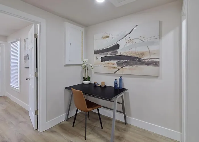 The Escape - Spacious 2bd Dunlap